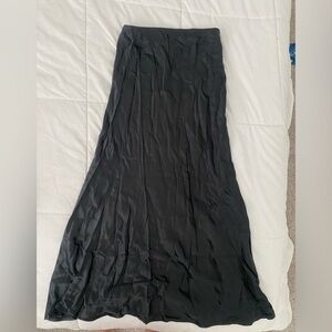 H&M Satin Midi Skirt Size Extra Small